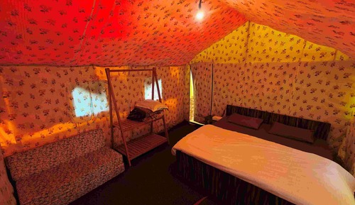 Deluxe Tent, River View