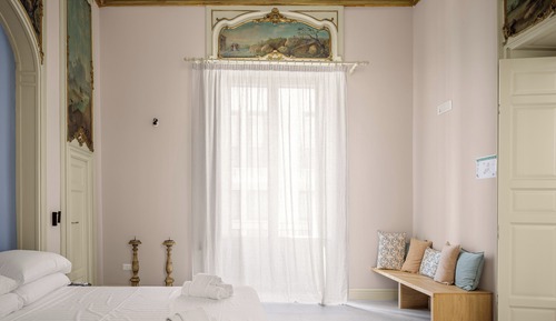 Deluxe Room, Balcony, City View