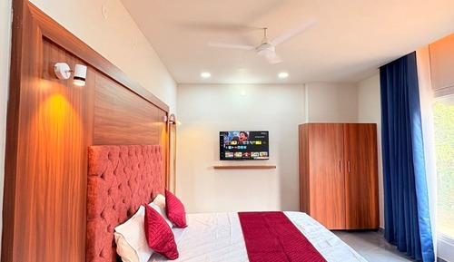 Family Quadruple Room, City View