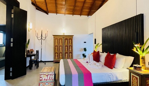 Luxury Apartment, Mountain View