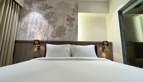 Double Room, 1 King Bed, City View