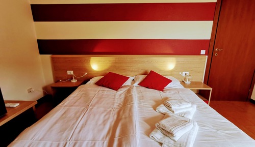 Classic Double Room, Balcony, Mountain View