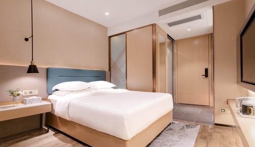 Classic Double Room, City View