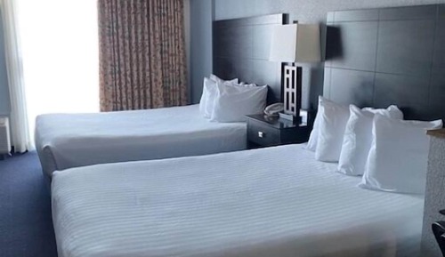 Suite, 2 Queen Beds, Lake View