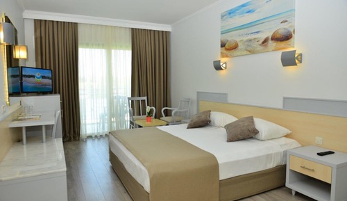 Classic Suite, Balcony (FZL)