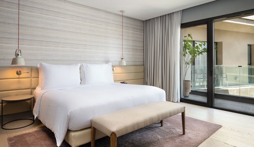 Junior Suite, Balcony, Pool View