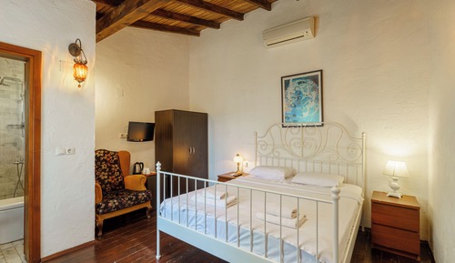 Basic Double Room