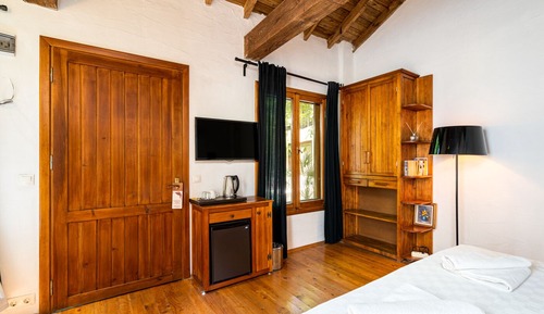Junior Triple Room