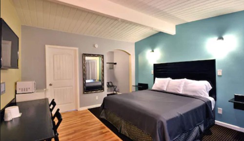 Room, 1 King Bed, Non Smoking