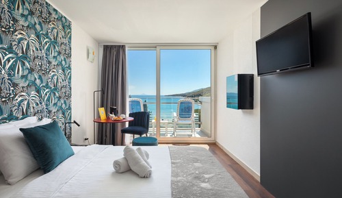 Deluxe Single Room