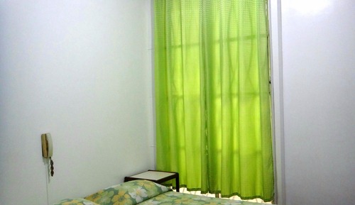 Economy Fan Room