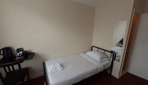 Standard Single Room