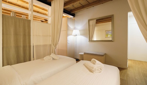 Comfort Apartment, City View