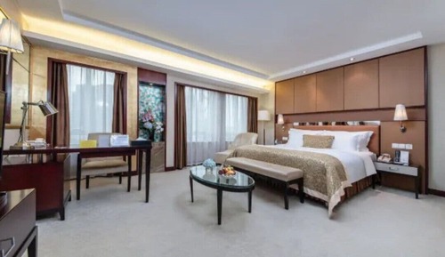 Deluxe King Room