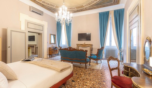 Elite Suite, Balcony, City View