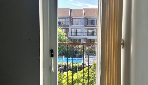 Standard Triple Room, City View