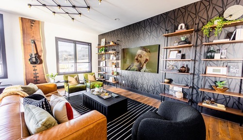 House (4 Bedrooms)
