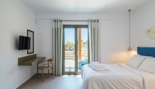 Deluxe Studio Suite