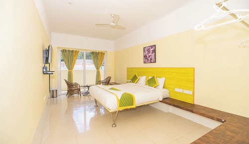 Economy Double Room, 1 King Bed, Air conditioning