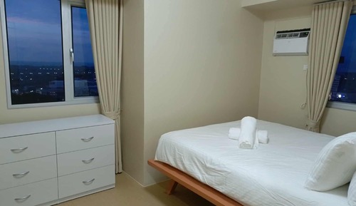 Standard Condo, Sea View