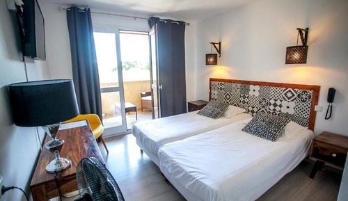 Superior Double Room, Non Smoking, Garden View