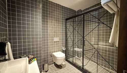 Deluxe Twin Room, City View