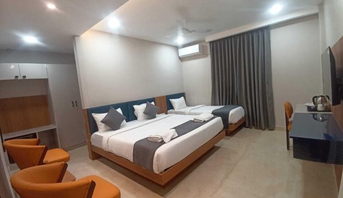 Deluxe Triple Room, Multiple Beds