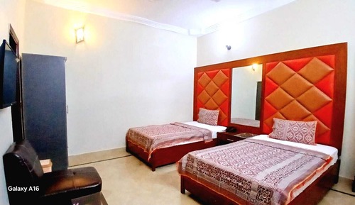 Economy Double or Twin Room, Private Bathroom