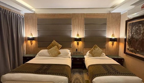 Premium Triple Room