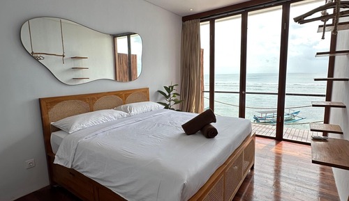 Standard Double Room, 1 King Bed, Balcony, Sea View