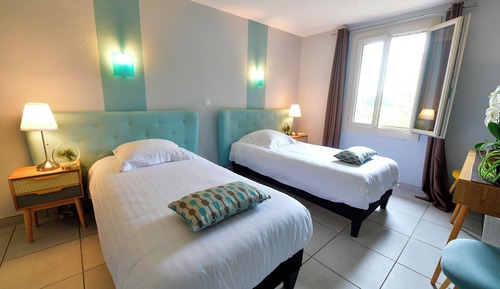 Superior Twin Room, Garden View