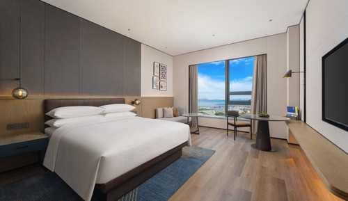 Room, 1 King Bed, Sea View