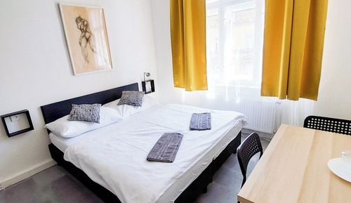 Basic Double Room, Non Smoking, City View