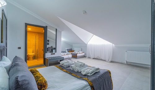 Family Quadruple Room