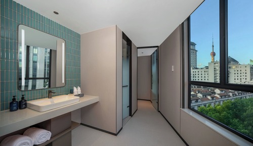 Suite, 1 Bedroom, City View