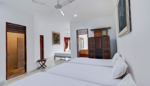 Shared Dormitory, Mixed Dorm