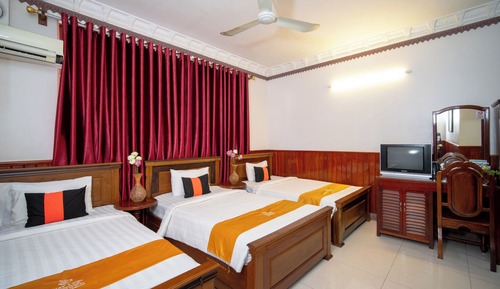 Superior Triple Room, City View