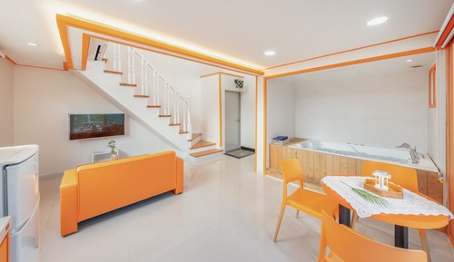Basic Room, 1 Bedroom (Room A-203 (Spa/ BBQ))