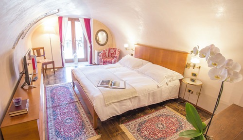 Exclusive Suite, City View