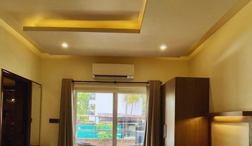 Suite, Balcony, City View