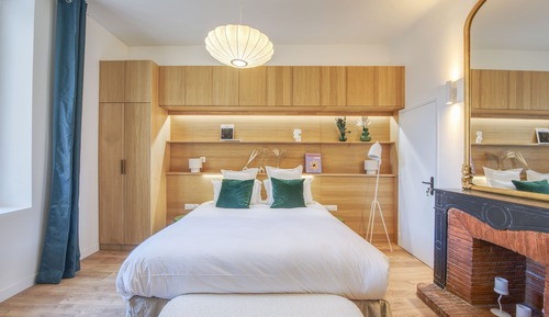 Classic Apartment, 1 King Bed, Kitchen