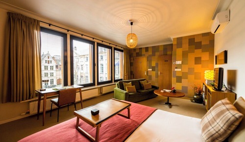 Deluxe Double Room, City View