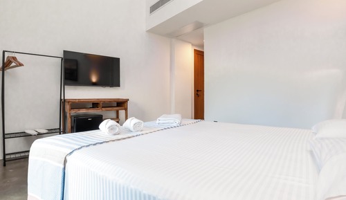 Deluxe Double Room, Balcony, City View