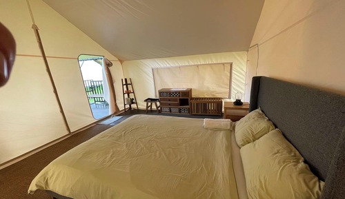 Standard Cabin