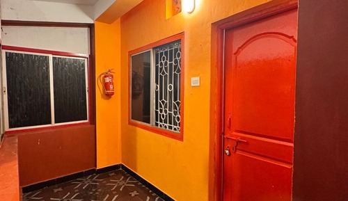 Orange 4-Beded Dorm