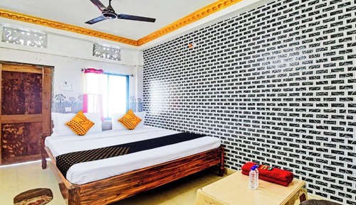 Deluxe Double Room, Multiple Bedrooms, Air conditioning