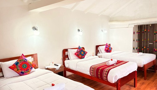 Standard Triple Room, City View