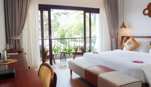 Family Suite, Balcony, Pool View