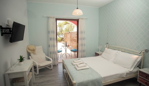 Basic Studio, 1 Double Bed, Balcony