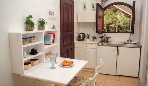 Basic Studio, 2 Twin Beds, Balcony, Sea View